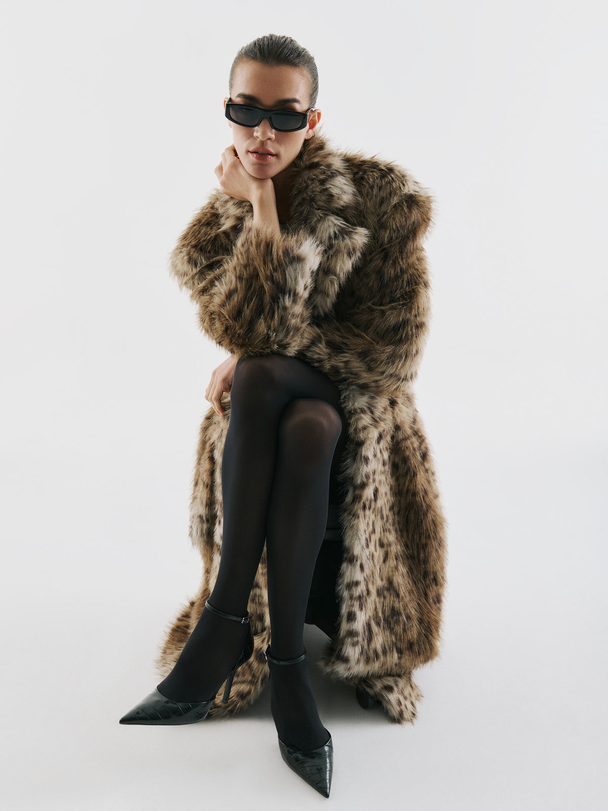 Yuna Fur Coat, EN-SELMACILEK