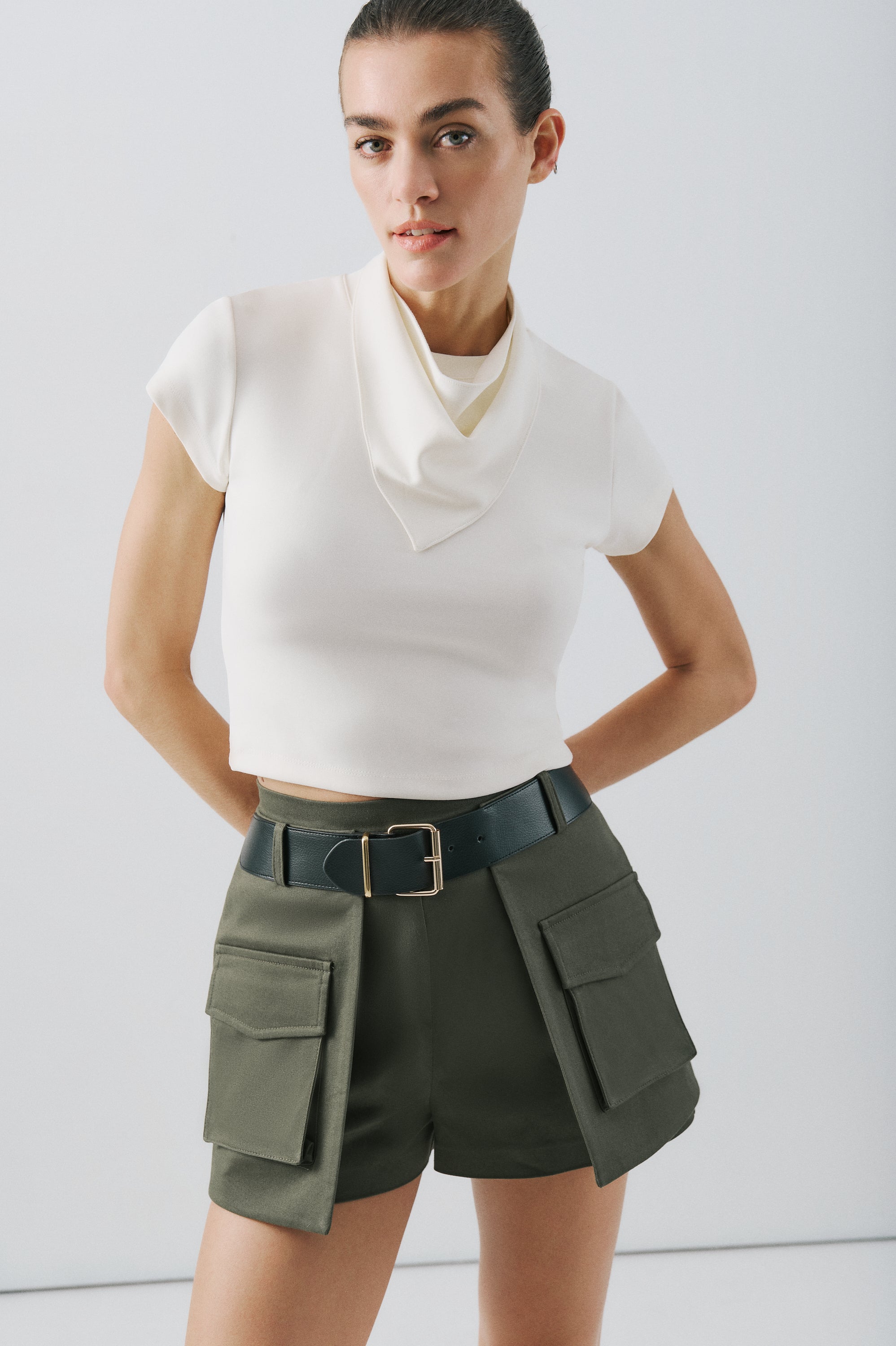 スカート Khakipoint cancanskirtpants_beige Lina Khaki Short-Skirt – EN-SELMACILEK