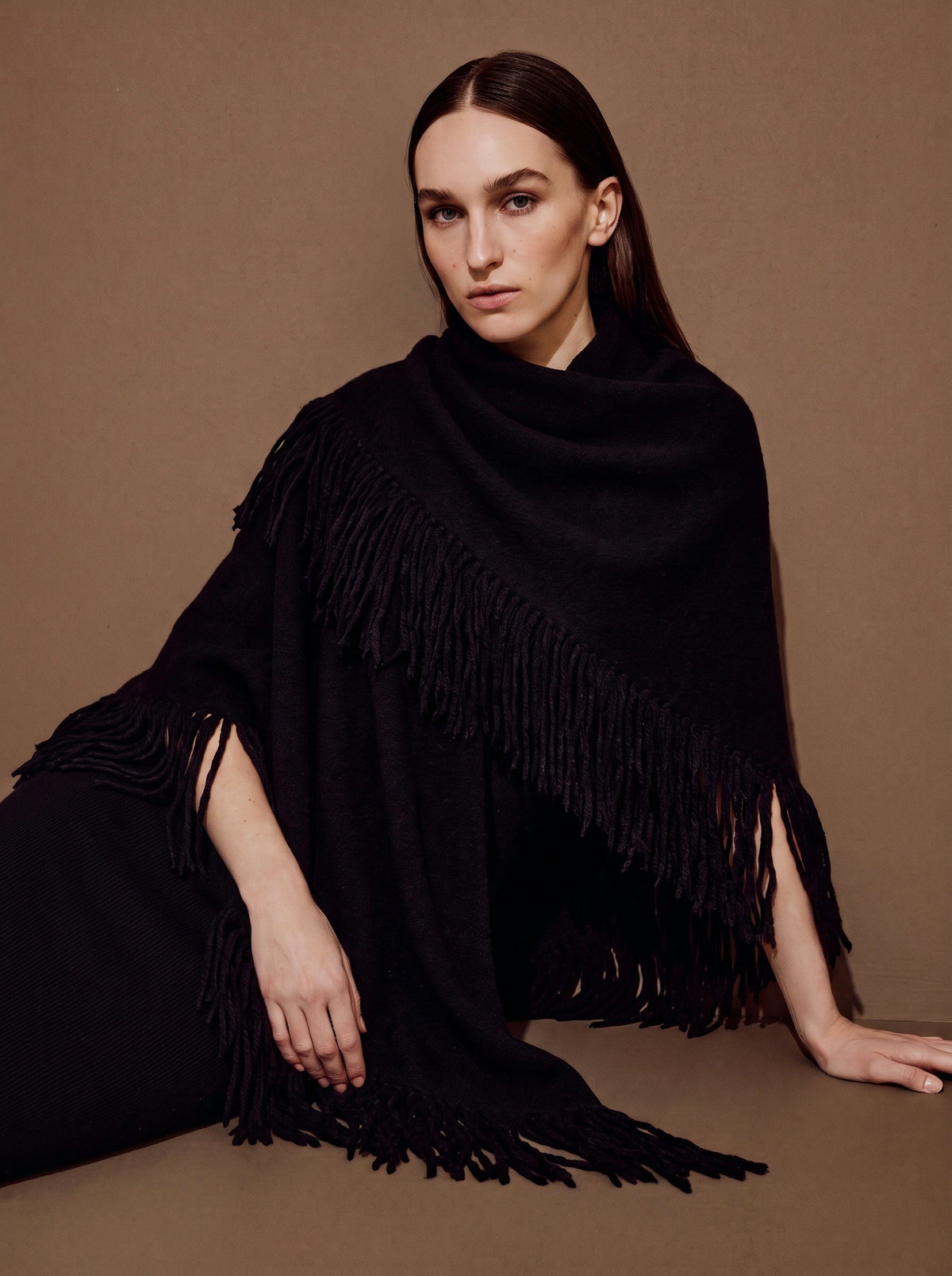 Elora Knit Shawl – Black
