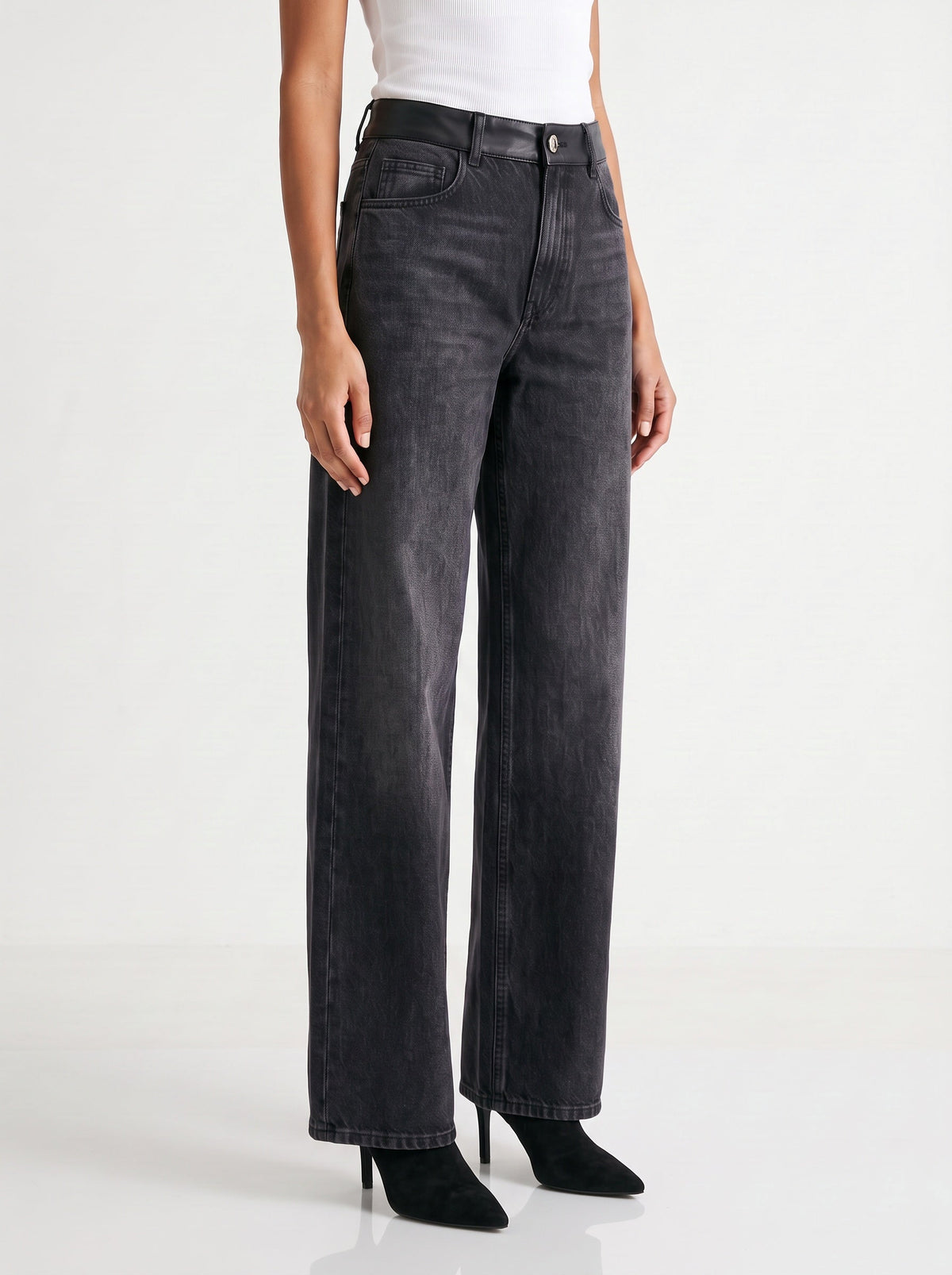 Rebel Jeans – Black